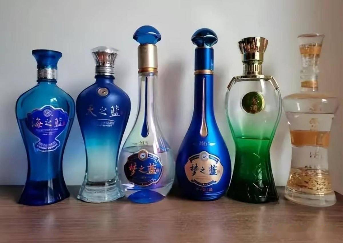 同為洋河系列白酒，海之藍(lán)、天之藍(lán)、夢(mèng)之藍(lán)區(qū)別在哪？弄清楚再喝